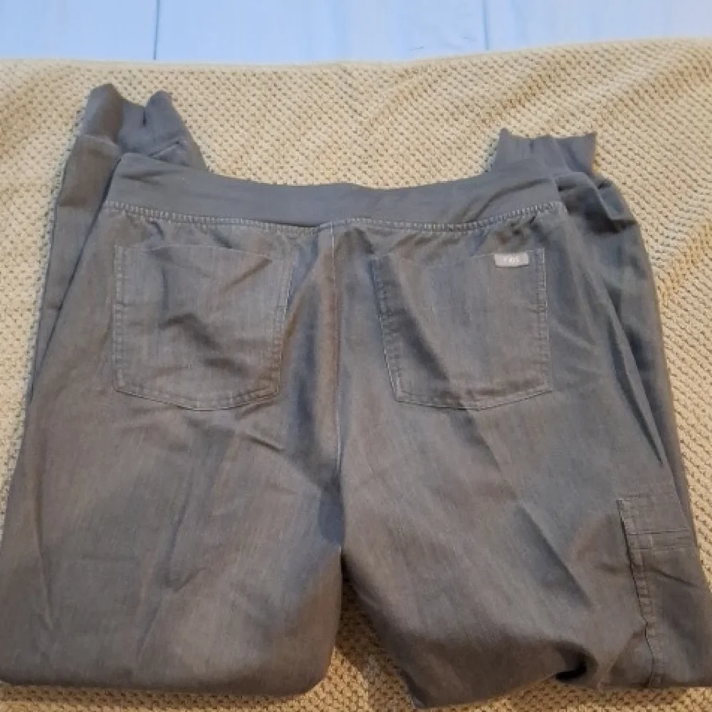 Men's Gray Drawstring Jogger Pants